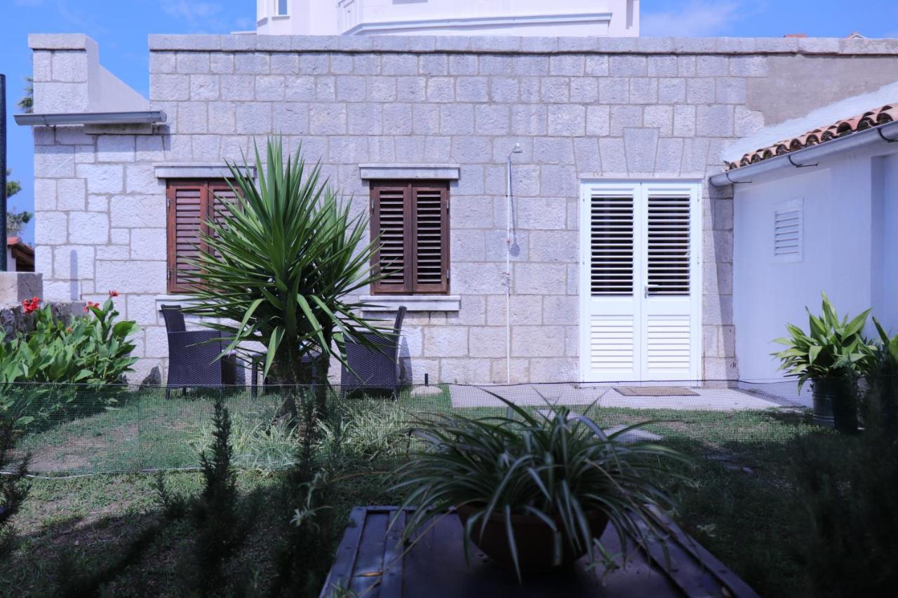 Kalma Apartment